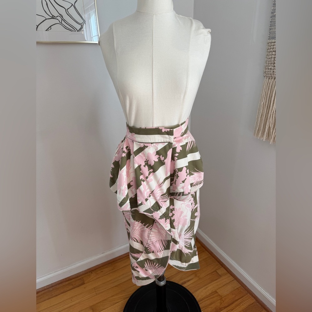 *Sold* Johanna Ortiz 2017 collection Pink & Olive Green Floral Wrap Skirt - Picture 5 of 10